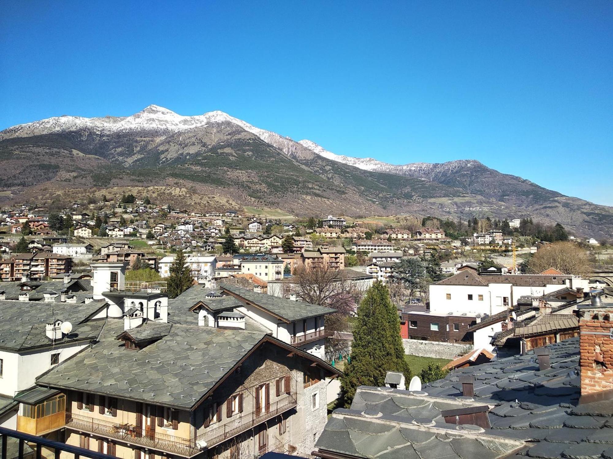 Maison Soleil - In Mansarda - Affitti Brevi Italia Aosta Bagian luar foto