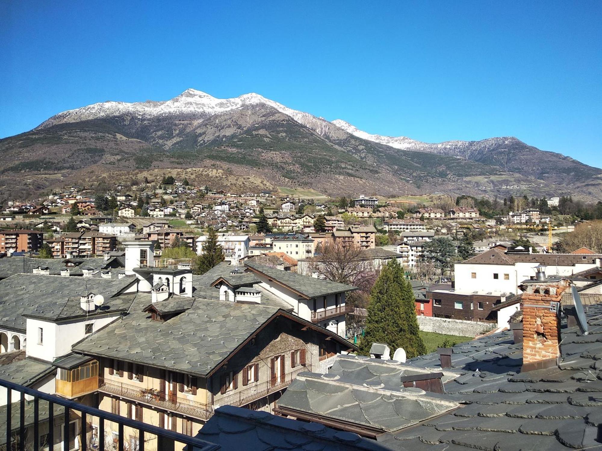 Maison Soleil - In Mansarda - Affitti Brevi Italia Aosta Bagian luar foto